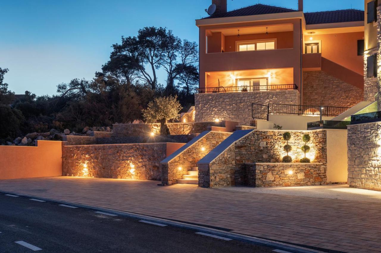 Lovro Luxury Apartment With Jacuzzi And Terrace Sea View Sali Εξωτερικό φωτογραφία